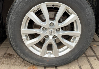 Подержанный автомобиль Nissan X-Trail 2019 года (13 фото)