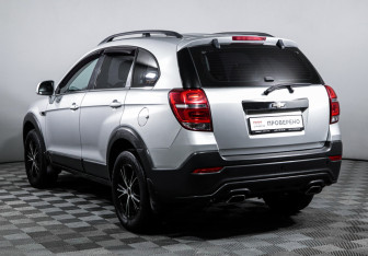 Подержанный автомобиль Chevrolet Captiva 2014 года (7 фото)