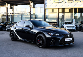 Подержанный автомобиль Lexus IS Sedan 2021 года (3 фото)