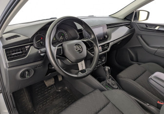 Подержанный автомобиль Skoda Rapid Liftback 2020 года (15 фото)