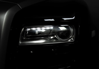 Подержанный автомобиль Rolls-Royce Ghost 2013 года (12 фото)