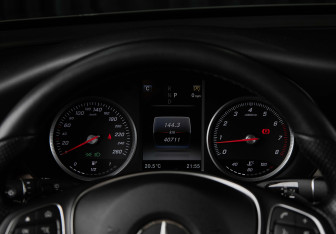 Подержанный автомобиль Mercedes-Benz GLC Coupe 2019 года (16 фото)