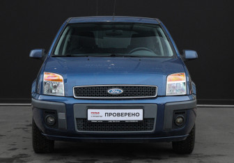 Подержанный автомобиль Ford Fusion 2008 года (2 фото)