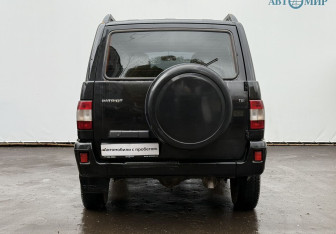Подержанный автомобиль УАЗ Patriot 2011 года (6 фото)