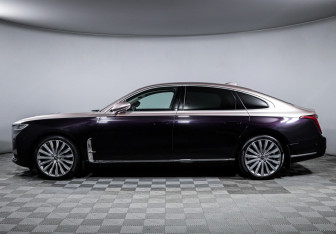 Подержанный автомобиль Hongqi H9 2023 года (8 фото)