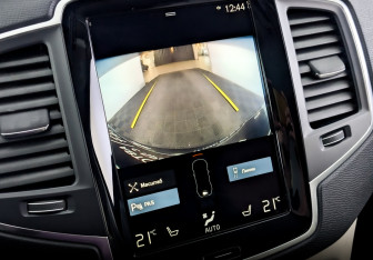 Подержанный автомобиль Volvo XC90 2020 года (28 фото)
