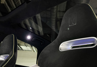 Подержанный автомобиль Avatr 11 2023 года (22 фото)