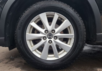 Подержанный автомобиль Mazda CX-5 2012 года (9 фото)