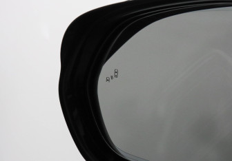 Подержанный автомобиль LiXiang L9 2023 года (21 фото)