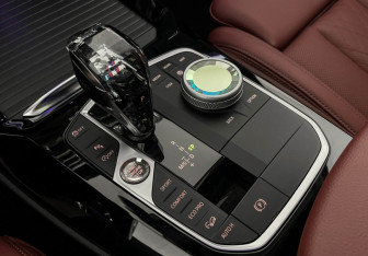 Подержанный автомобиль BMW X3 2022 года (17 фото)