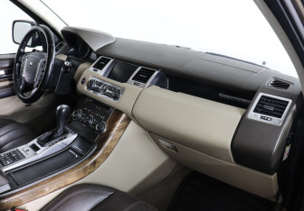 Подержанный автомобиль Land Rover Range Rover Sport 2013 года (8 фото)
