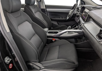 Подержанный автомобиль Geely Coolray 2022 года (24 фото)