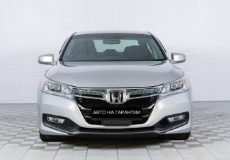 Подержанный автомобиль Honda Accord Sedan 2014 года (2 фото)
