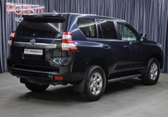 Подержанный автомобиль Toyota Land Cruiser Prado 2017 года (5 фото)