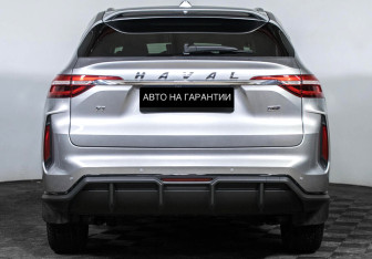 Подержанный автомобиль Haval F7 2022 года (4 фото)
