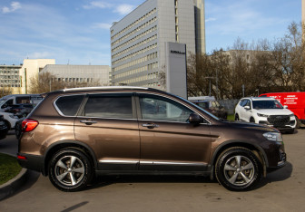 Подержанный автомобиль Haval H6 2018 года (3 фото)