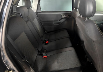 Подержанный автомобиль Opel Meriva 2008 года (10 фото)