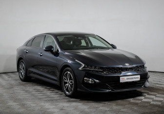 Подержанный автомобиль Kia K5 2020 года (3 фото)