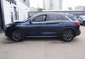 Подержанный автомобиль Infiniti QX50 2019 года (8 фото)