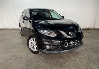 Подержанный автомобиль Nissan X-Trail 2017 года (3 фото)