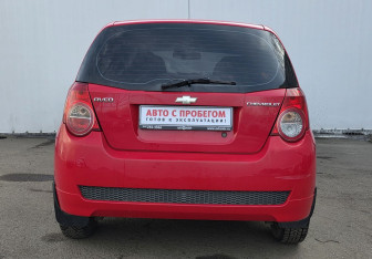 Подержанный автомобиль Chevrolet Aveo Hatchback 2011 года (6 фото)