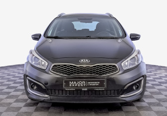 Подержанный автомобиль Kia Ceed Wagon 2018 года (2 фото)