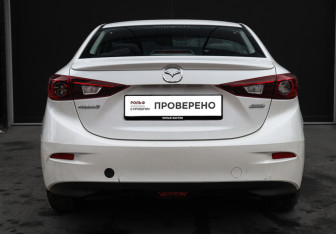 Подержанный автомобиль Mazda 3 Sedan 2014 года (6 фото)