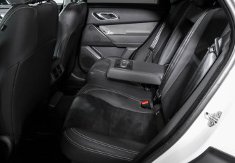 Подержанный автомобиль Land Rover Range Rover Velar 2019 года (10 фото)