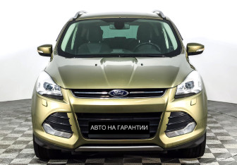Подержанный автомобиль Ford Kuga 2014 года (2 фото)
