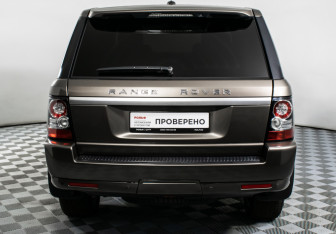 Подержанный автомобиль Land Rover Range Rover Sport 2012 года (6 фото)