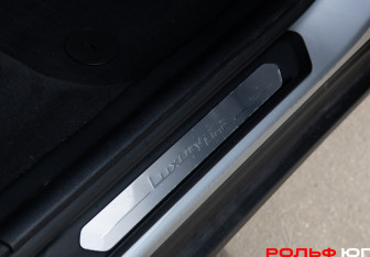 Подержанный автомобиль BMW X3 2019 года (17 фото)