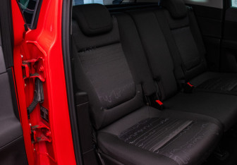 Подержанный автомобиль Opel Meriva 2014 года (11 фото)