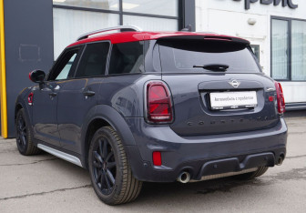 Подержанный автомобиль MINI Countryman 2020 года (7 фото)