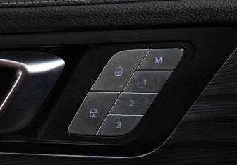 Подержанный автомобиль Chery Tiggo 8 Pro Max 2022 года (17 фото)