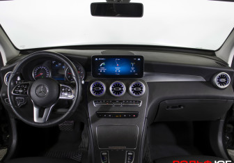 Подержанный автомобиль Mercedes-Benz GLC Coupe 2019 года (12 фото)