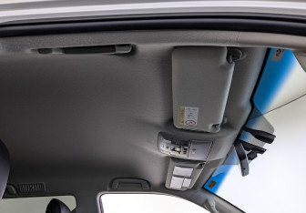Подержанный автомобиль Toyota Land Cruiser Prado 2021 года (23 фото)