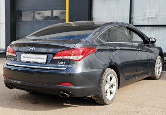 Подержанный автомобиль Hyundai i40 Sedan 2013 года (5 фото)