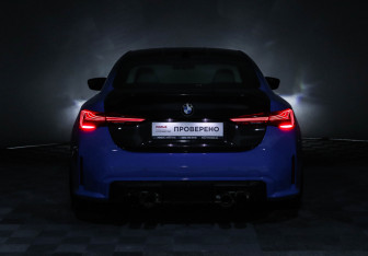Подержанный автомобиль BMW M4 Coupe 2024 года (20 фото)