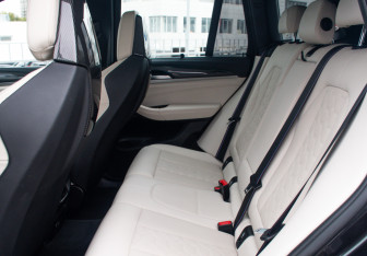 Подержанный автомобиль BMW X3 M 2021 года (15 фото)