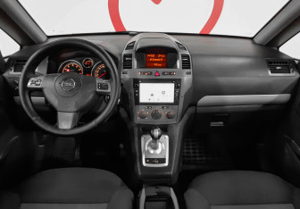 Подержанный автомобиль Opel Zafira Compactvan 2007 года (8 фото)