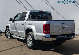 Подержанный автомобиль Volkswagen Amarok 2013 года (7 фото)