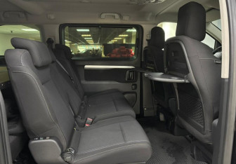 Подержанный автомобиль Citroen SpaceTourer 2020 года (11 фото)