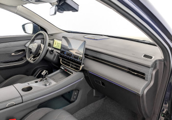 Новый Soueast S09 2024 (9 фото)