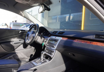 Подержанный автомобиль Volkswagen Passat Sedan 2010 года (9 фото)