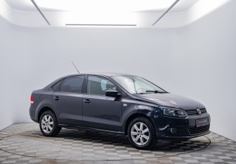 Подержанный автомобиль Volkswagen Polo Sedan 2011 года (3 фото)