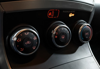 Подержанный автомобиль Toyota Verso 2014 года (21 фото)