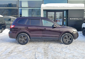 Подержанный автомобиль Hyundai Santa Fe 2008 года (4 фото)
