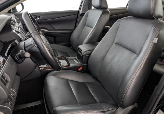 Подержанный автомобиль Toyota Camry Sedan 2015 года (20 фото)