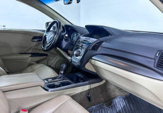 Подержанный автомобиль Acura RDX 2012 года (7 фото)