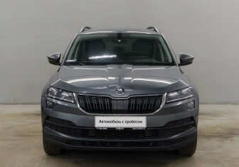 Подержанный автомобиль Skoda Karoq 2020 года (2 фото)